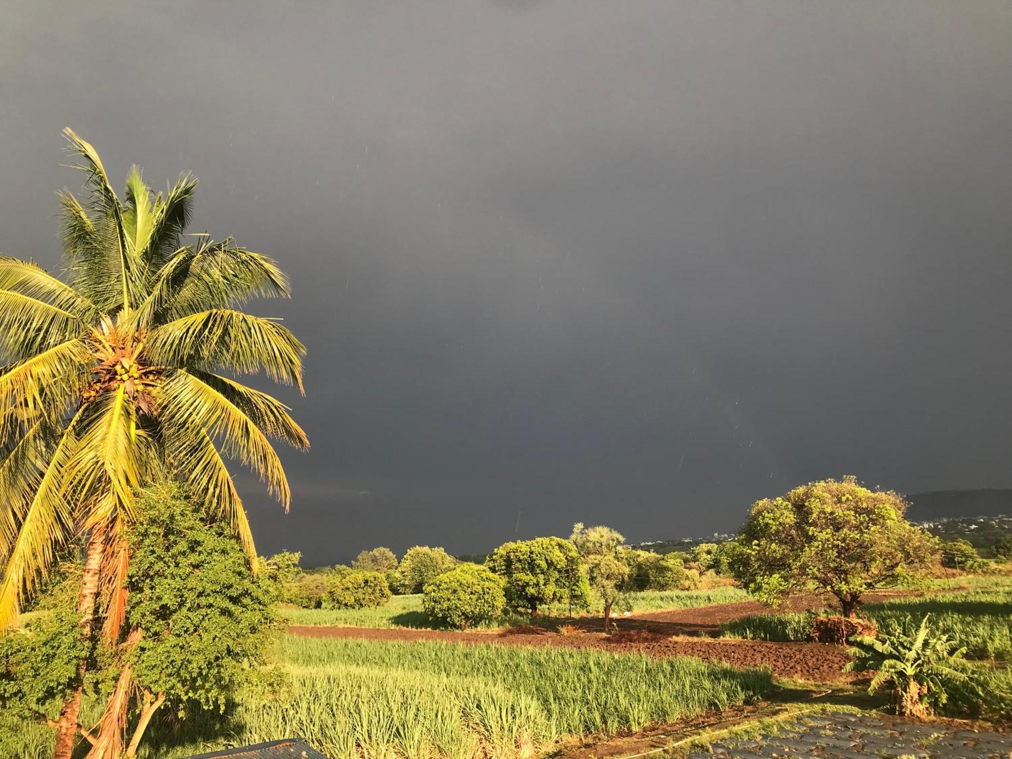 Ingawale Farmhouse Satara Bagian luar foto